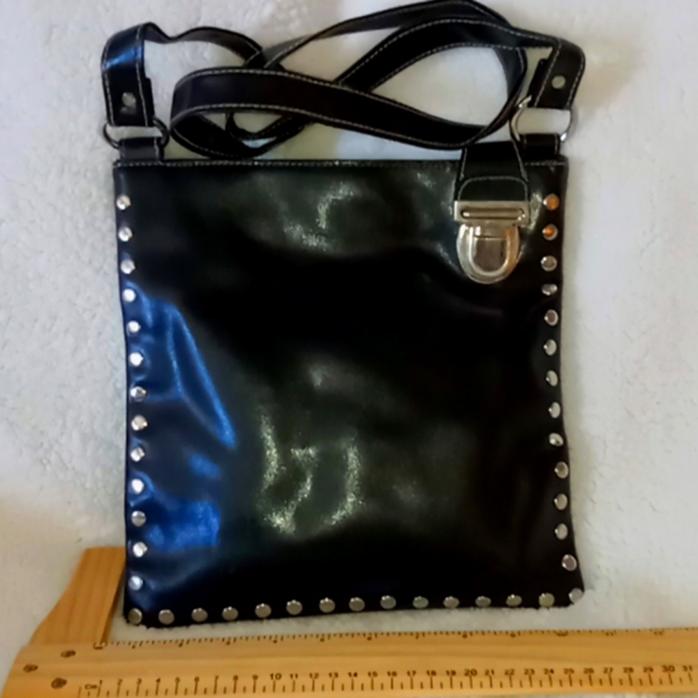 Black Shoulderbag